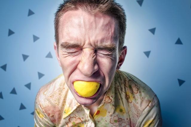You can make viral videos by filming people’s reactions to certain situations such as this guy chomping down on a zesty lemon. 